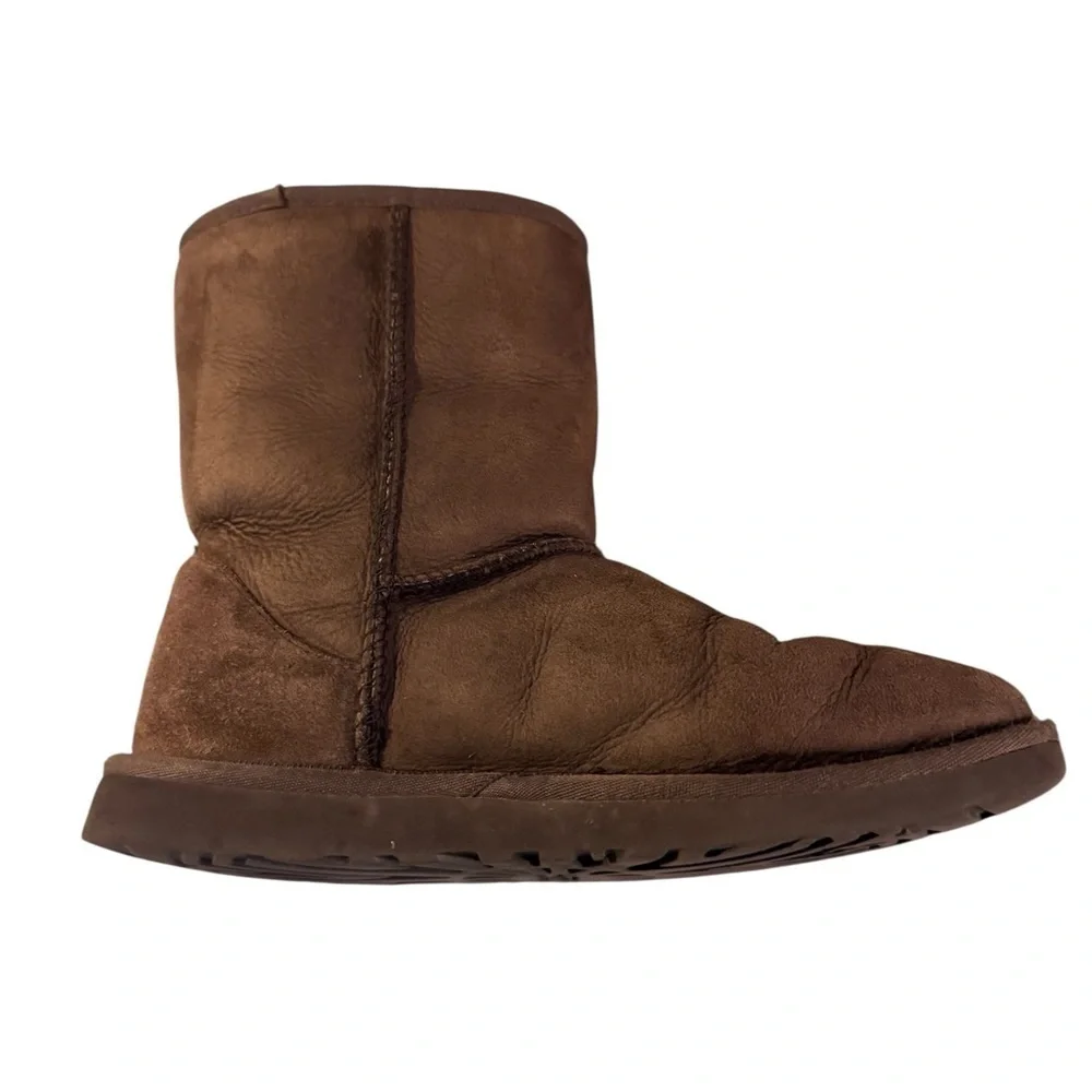 UGG Classic Short Boots Women's Dark Brown Size 6 Sheepskin Australia